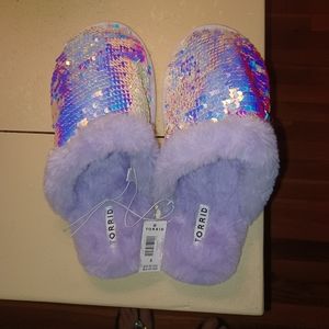 Torrid slippers 8ww lilac sequin